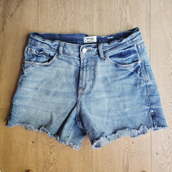 3 pairs Size 6 jean shorts - Picture 8 of 11